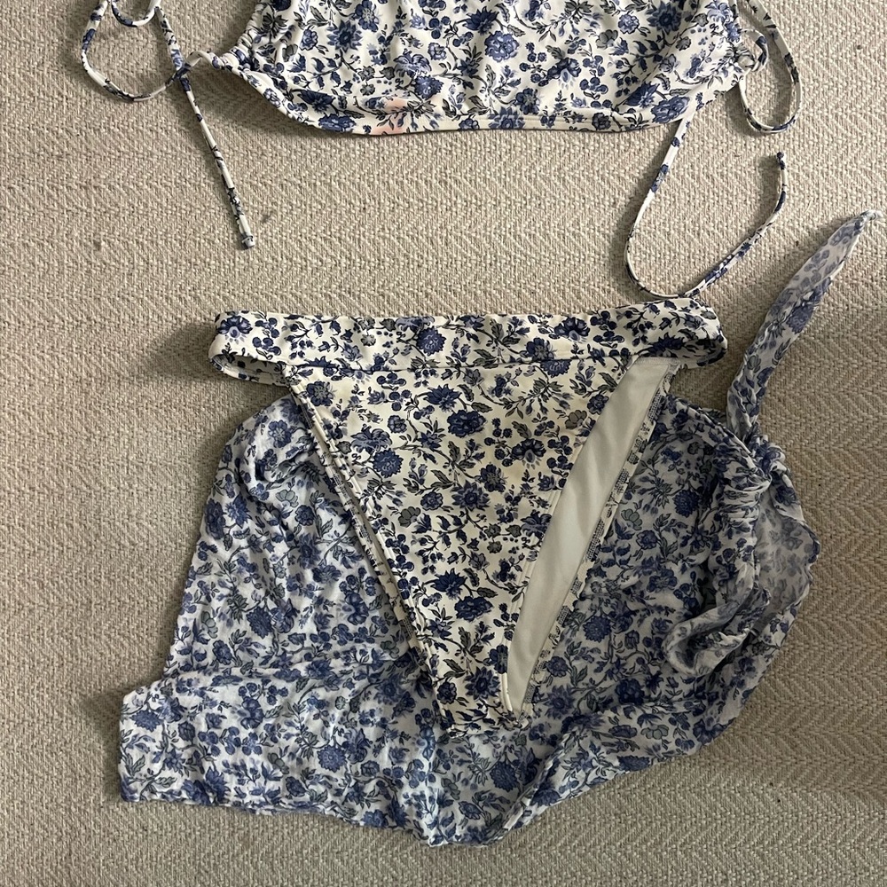 Abercrombie & Fitch Blue Floral Bikini